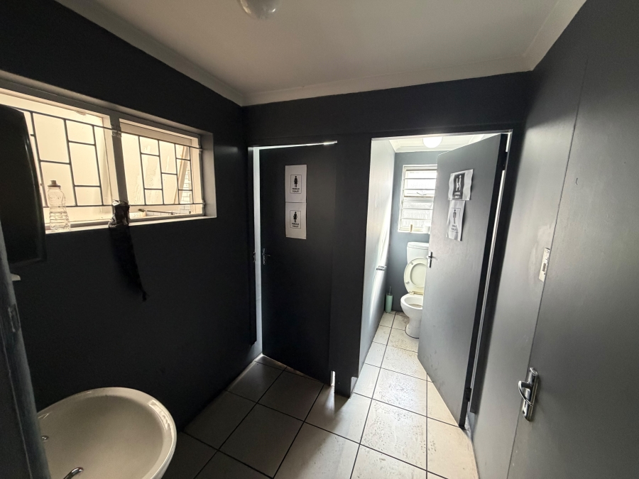 To Let Commercial Property for Rent in Brackenfell Industrial Western Cape